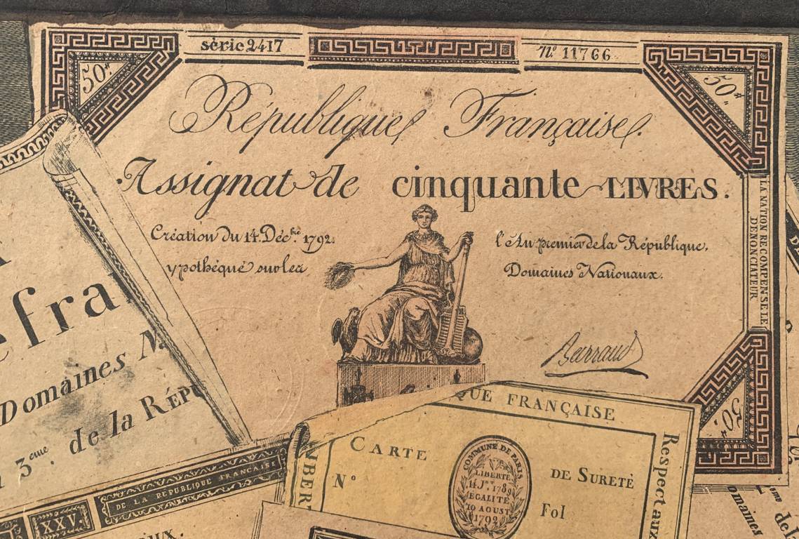 A.A. Lejeune (Attivo nel XVIII secolo) attribuito - Trompe l’oeil di assignats e documenti Rivoluzione francese. - Image 6